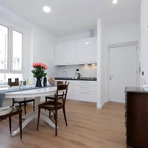 Monti Apartment Rome